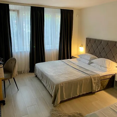 Anet Apartment